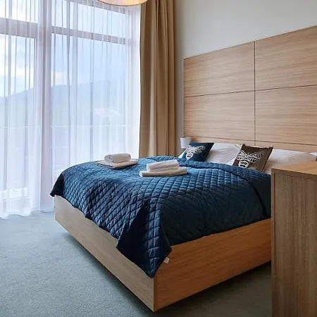 Luxury Hrebienok C411