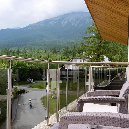 Luxury Hrebienok C411 *