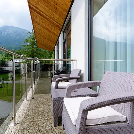 Apartament Luxury Hrebienok C411 *