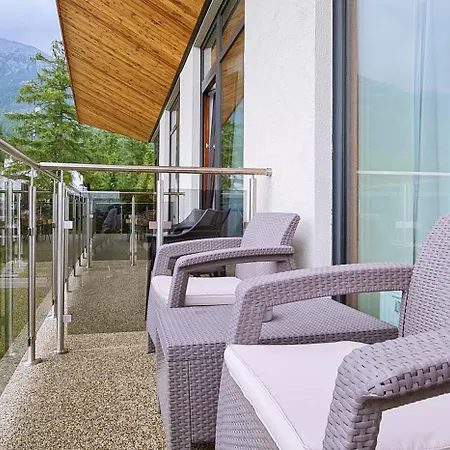 Luxury Hrebienok C411 *